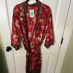 👘 Dolma Floral Kimono - NWT